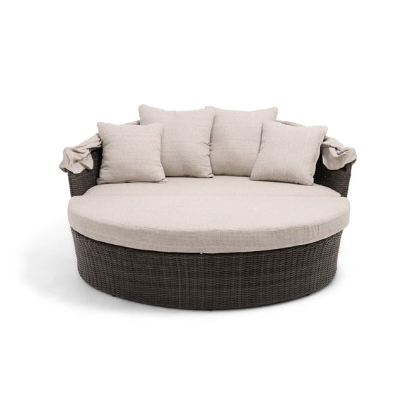 Asher Silver Oak XL 71" Rd. Canopy Daybed - The Great Escape